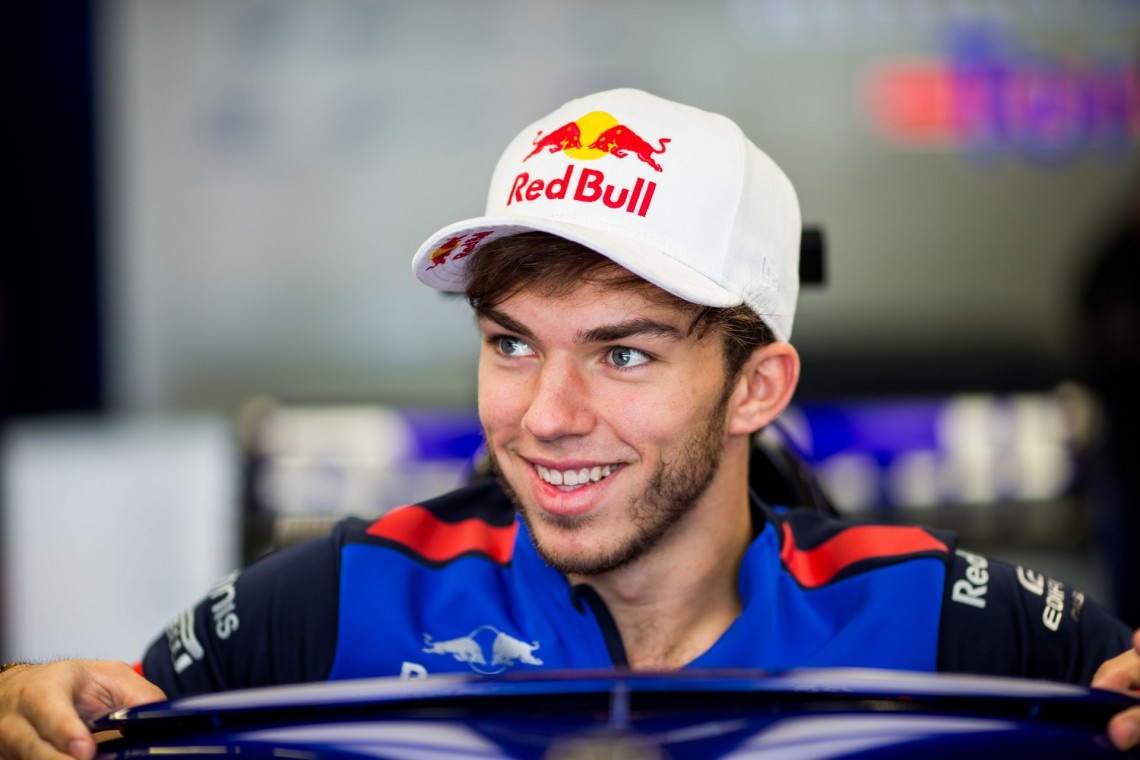 Toro Rosso F1 driver Pierre Gasly is Latest Ask a Pro